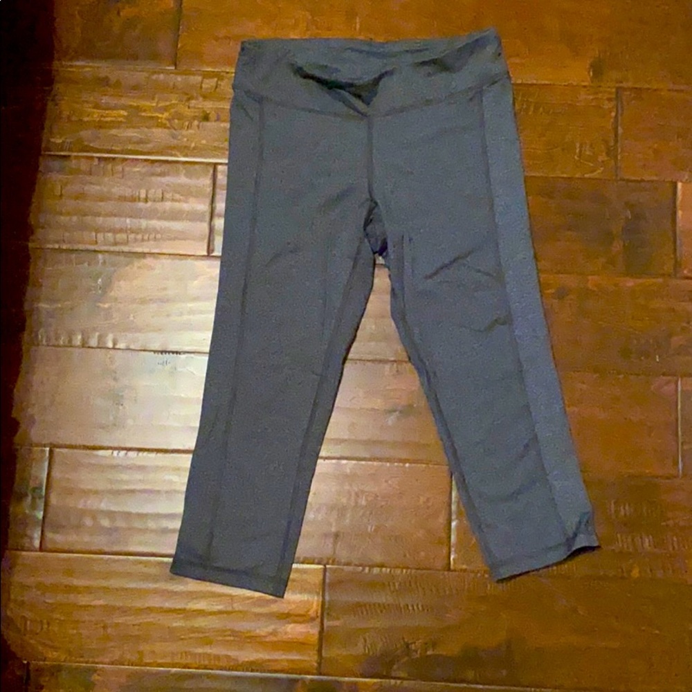 Workout capris